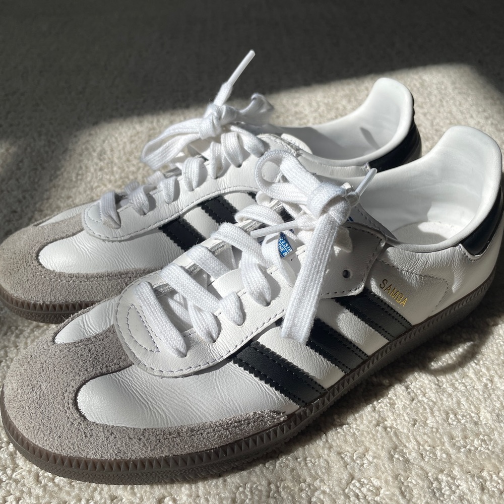 ADIDAS SAMBA ORIGINAL CLASSIC Womens 7.5